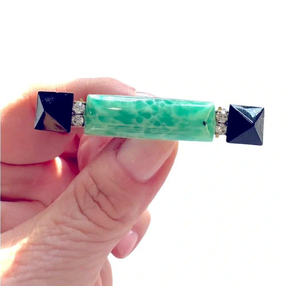 Vintage Art Deco style stick pen. Jadite and black. EUC